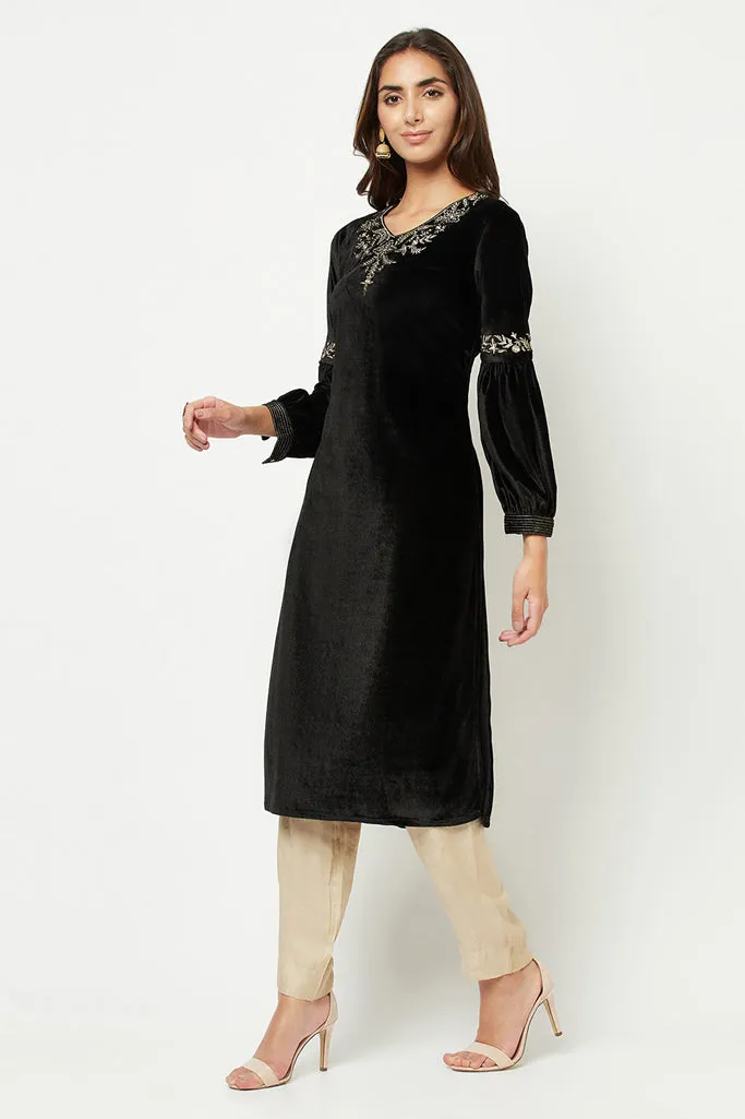 Black Embroidered Velvet Kurta