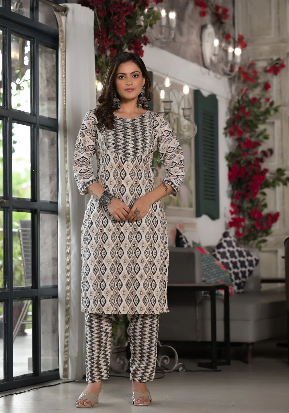 Black Ikat Printed Cotton Kurta, Pant And Dupatta Set With Mirror & Thread Work