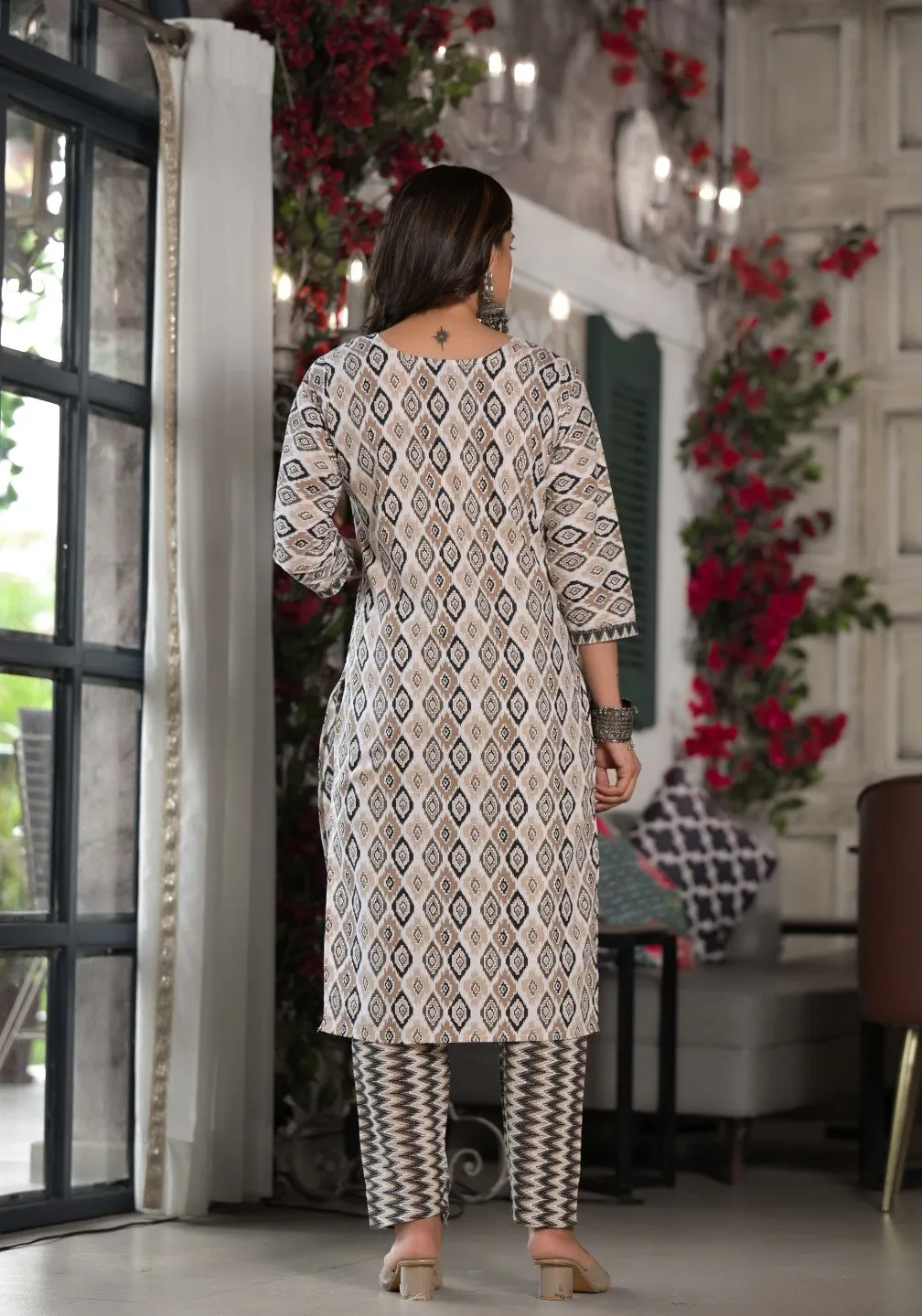 Black Ikat Printed Cotton Kurta, Pant And Dupatta Set With Mirror & Thread Work