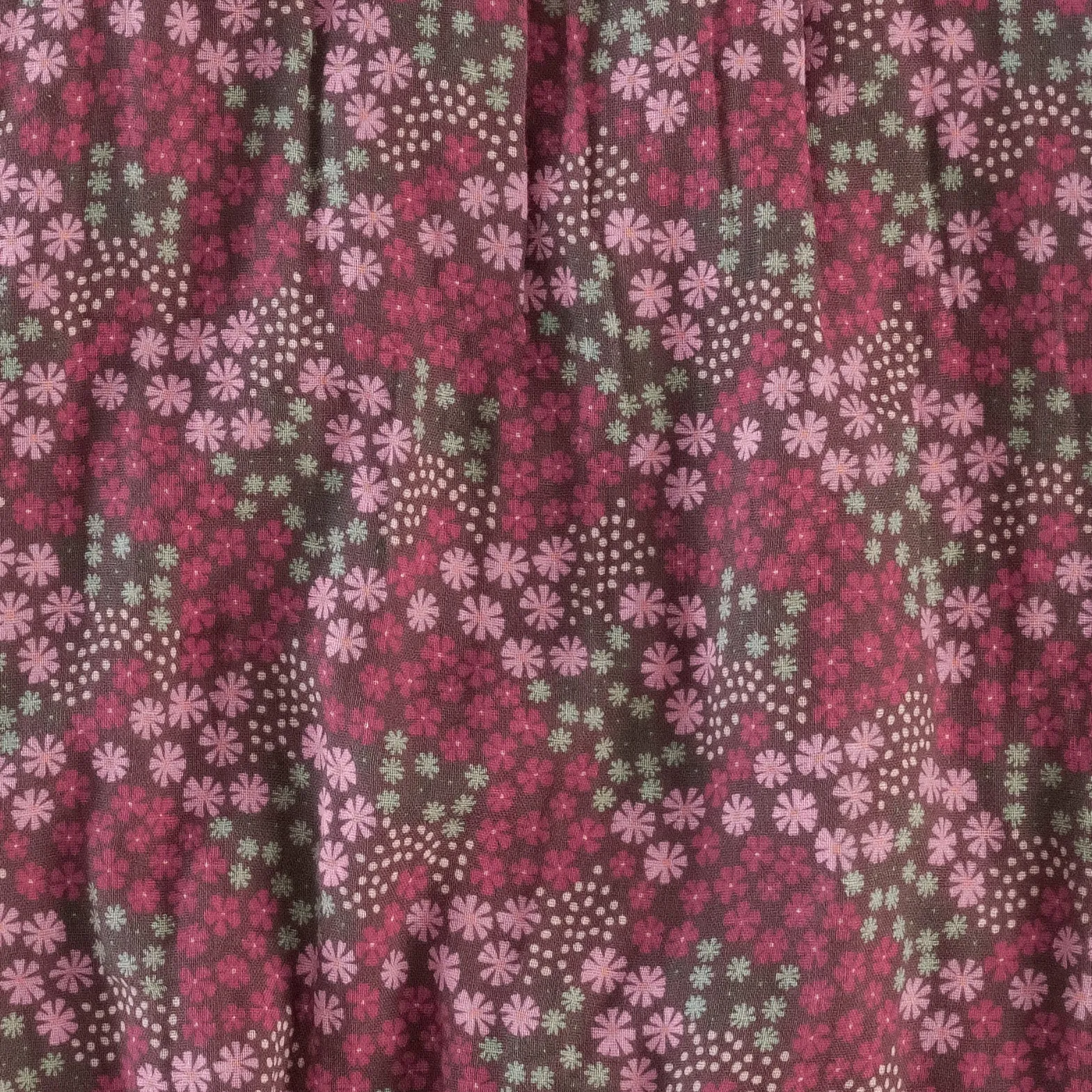 gathered bubble pocket short | deep taupe daisy ditsy | organic cotton gauze