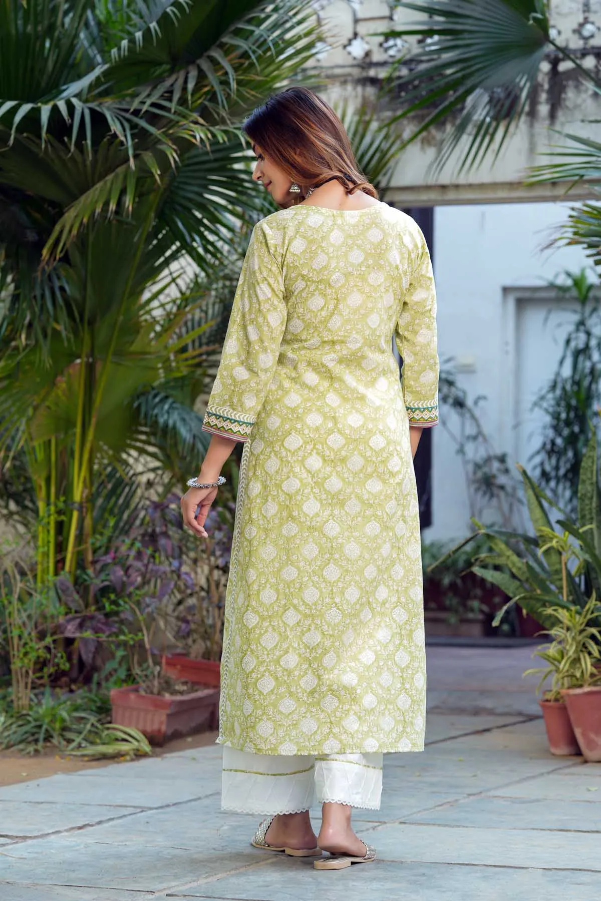 Kurta/Pant Set In Lime Green Hand Block Cotton