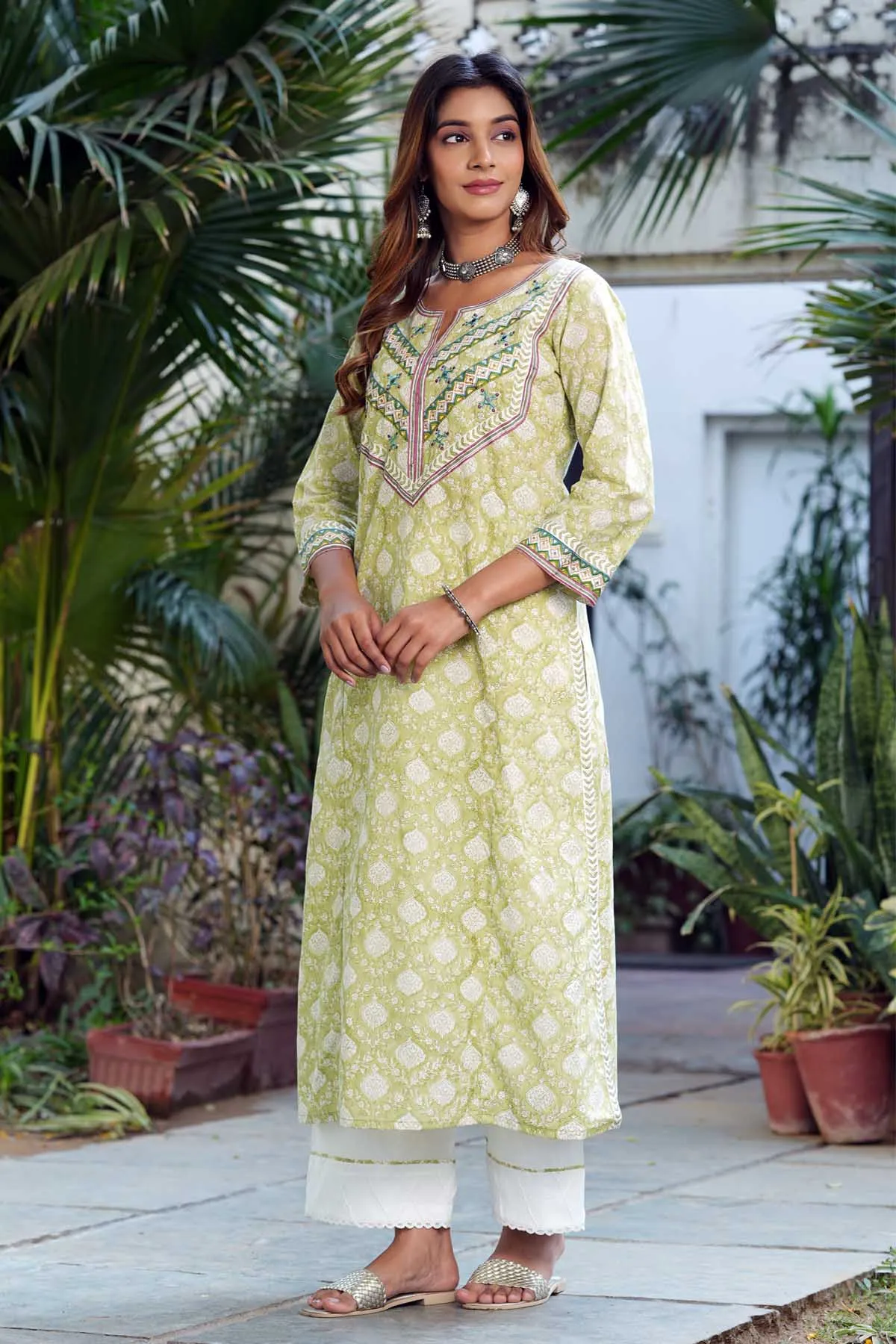 Kurta/Pant Set In Lime Green Hand Block Cotton