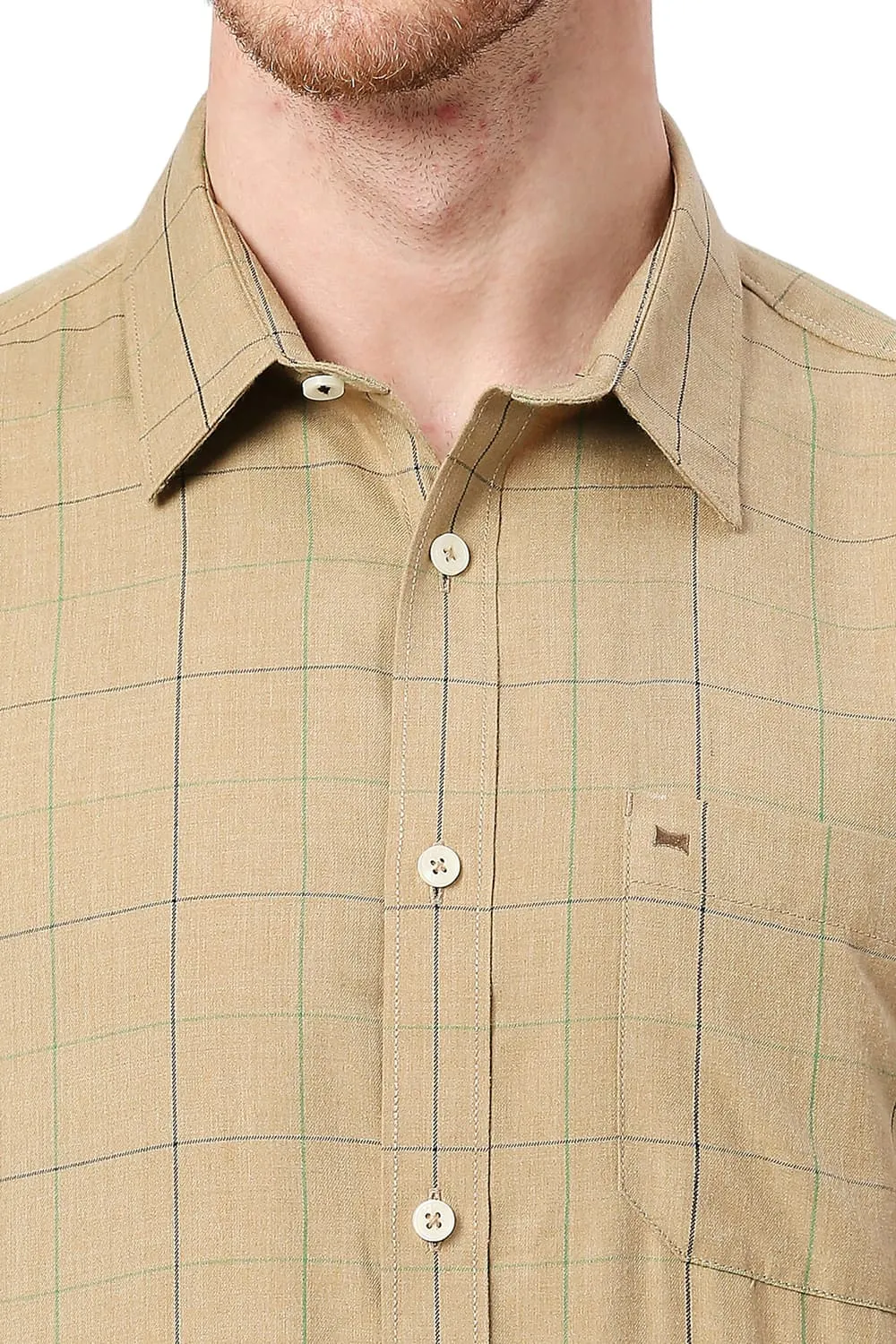 Slim Fit Polyester Viscose Melange Checks Halfsleeves Shirt