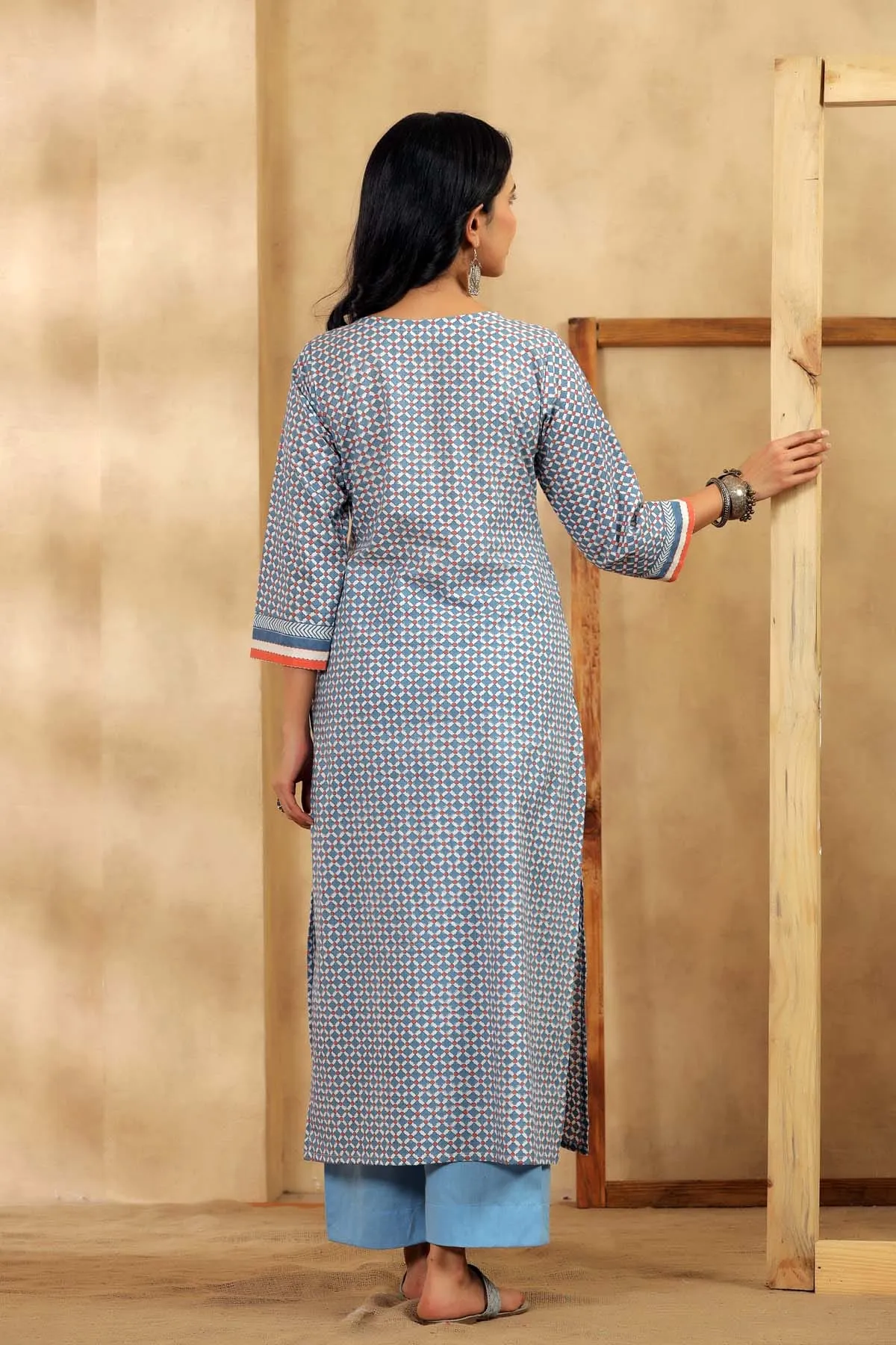 Straight Fit Kurta In Sky Blue Color