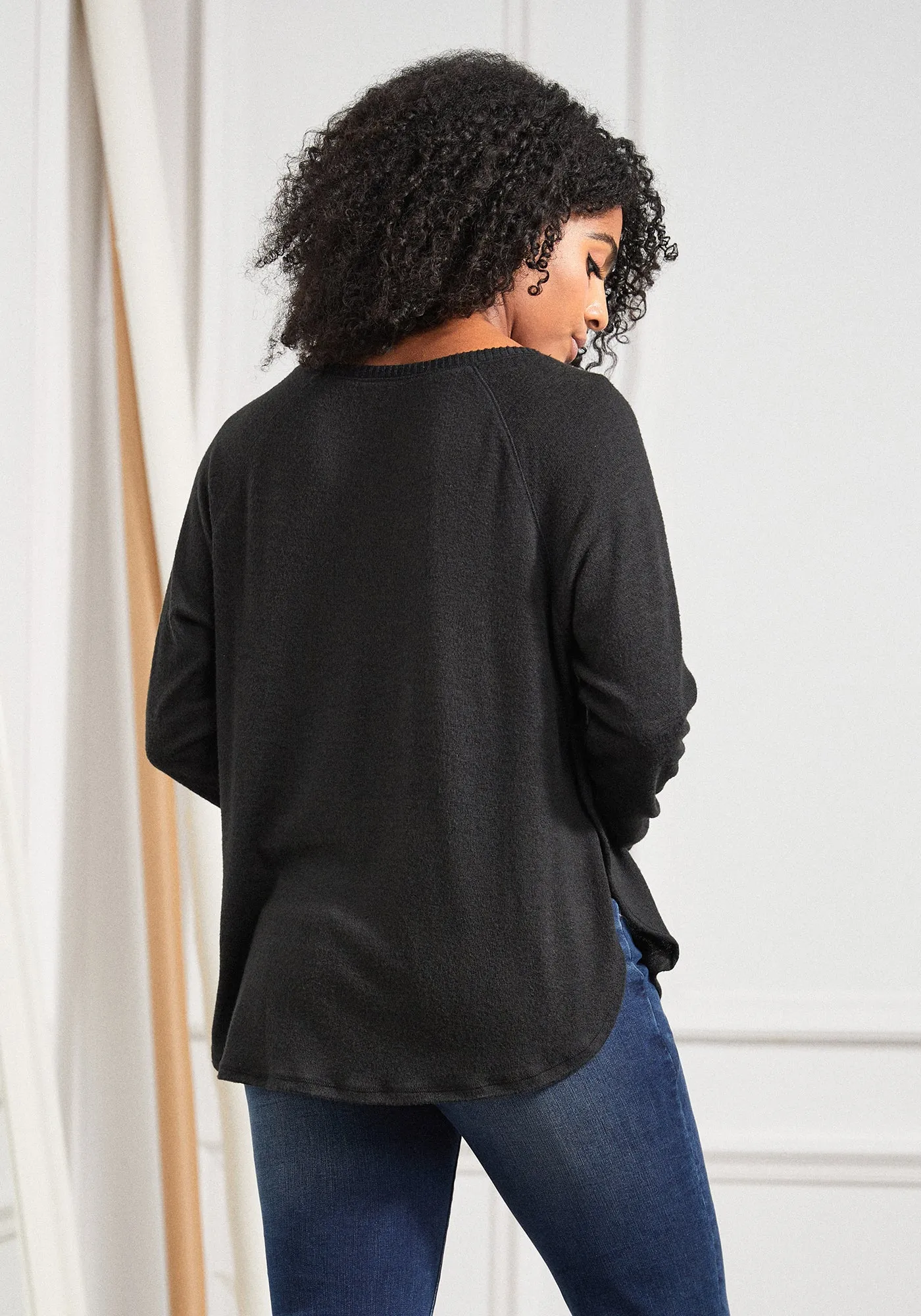 UltraEase Split Hem Long Sleeve (Black)