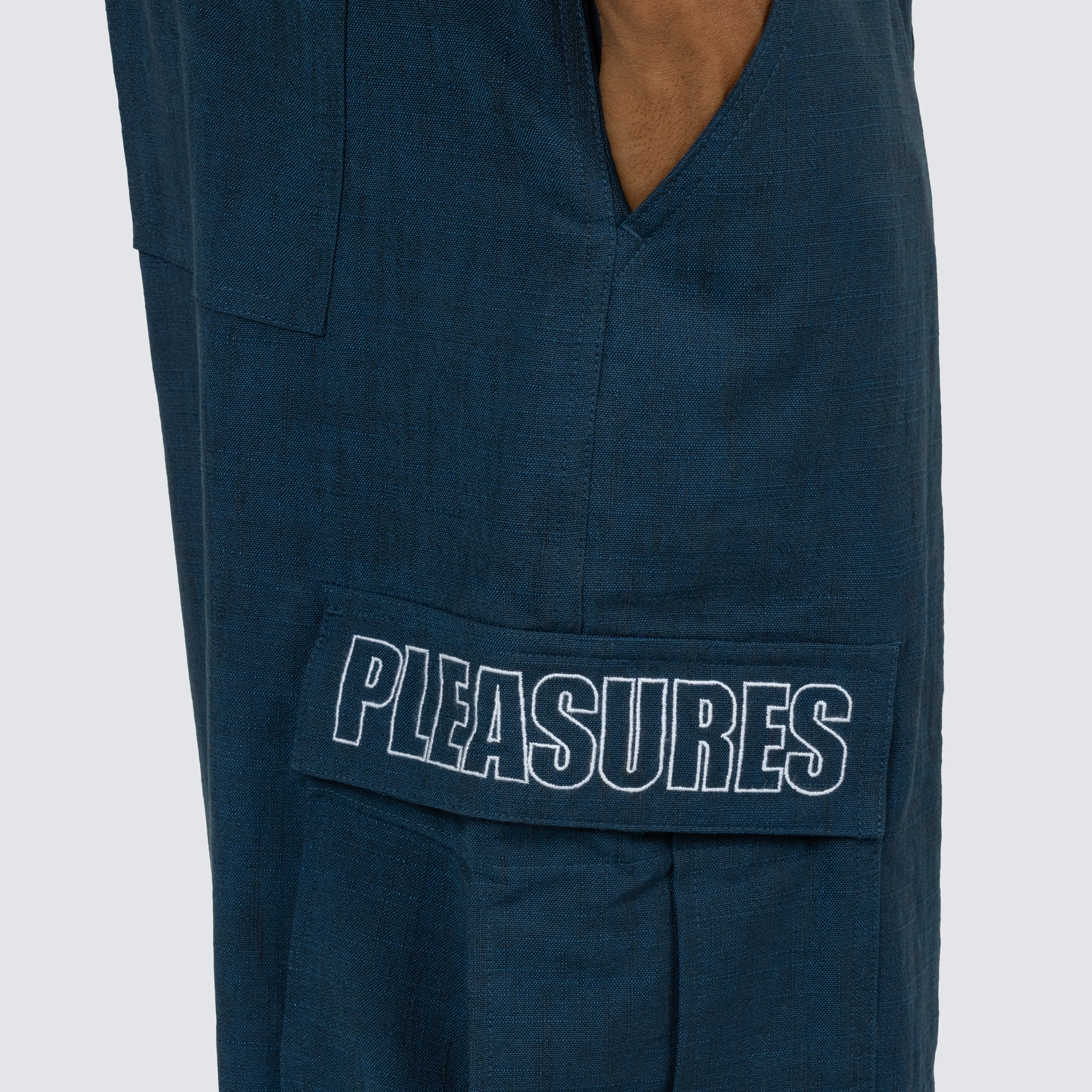 VISITOR BIG FIT CARGO PANTS